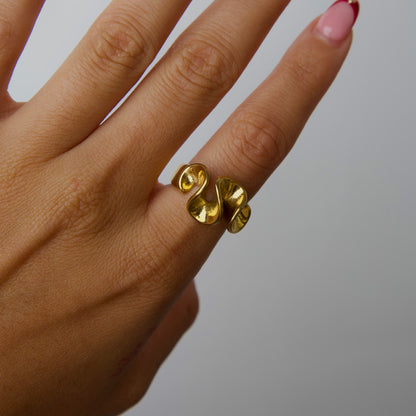Vela Ring