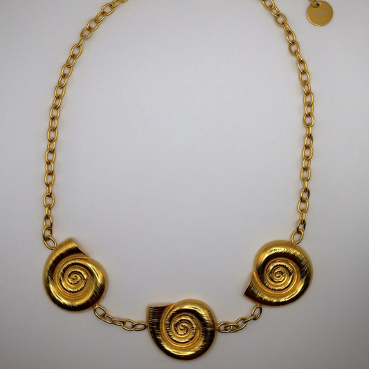 Amara Shell Necklace