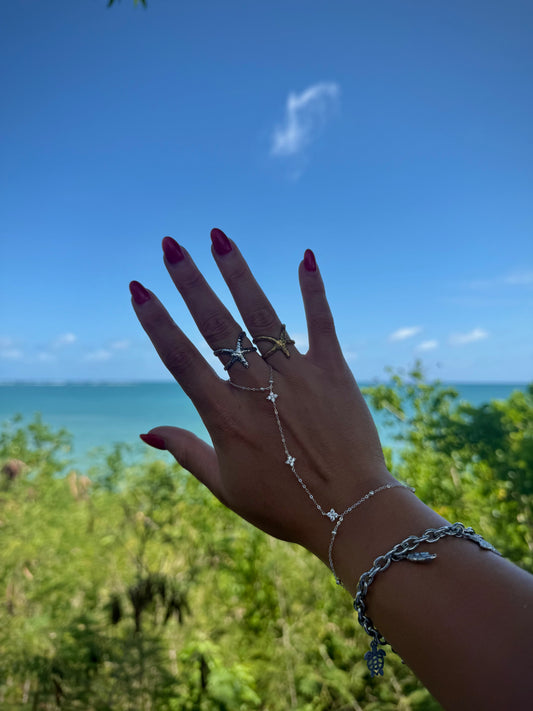 Selene Hand Chain