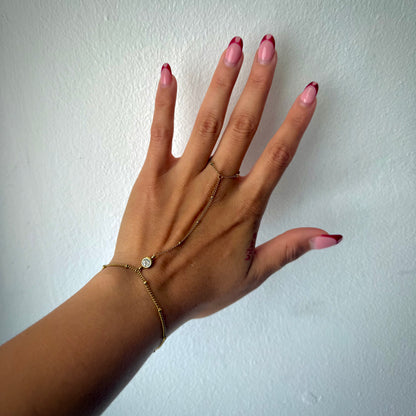 Cali Hand Chain