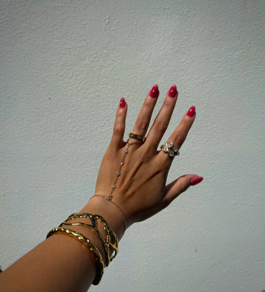 Celina Hand Chain