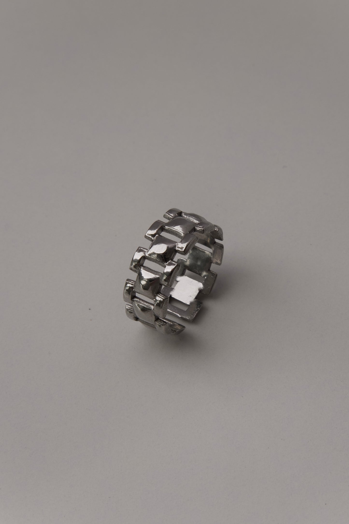 Criada Ring