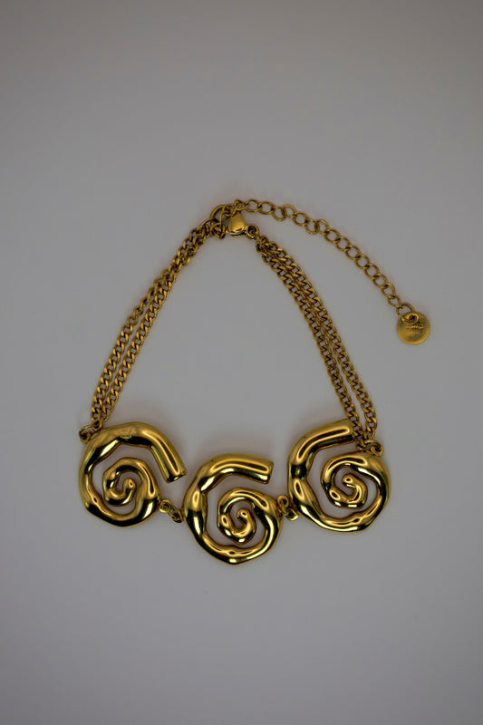 Amara Shell bracelet